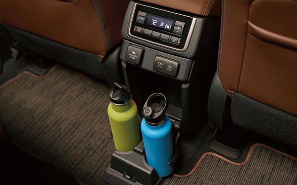19 Cup and Bottle Holders